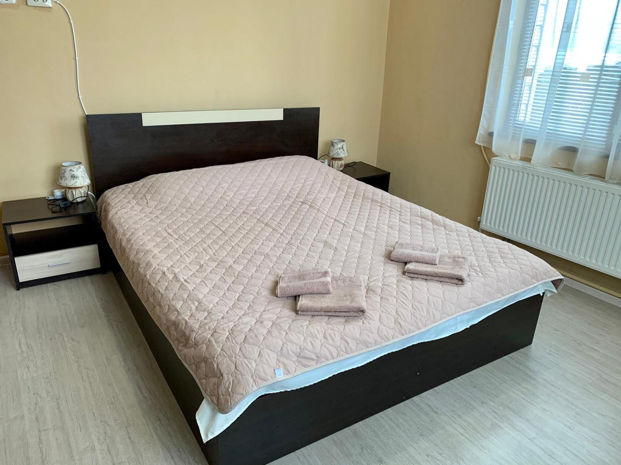 Sunny House Otel Madzhare Dış mekan fotoğraf